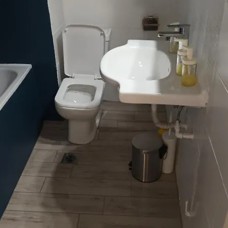 Estia Rooms Glafkou 12 *